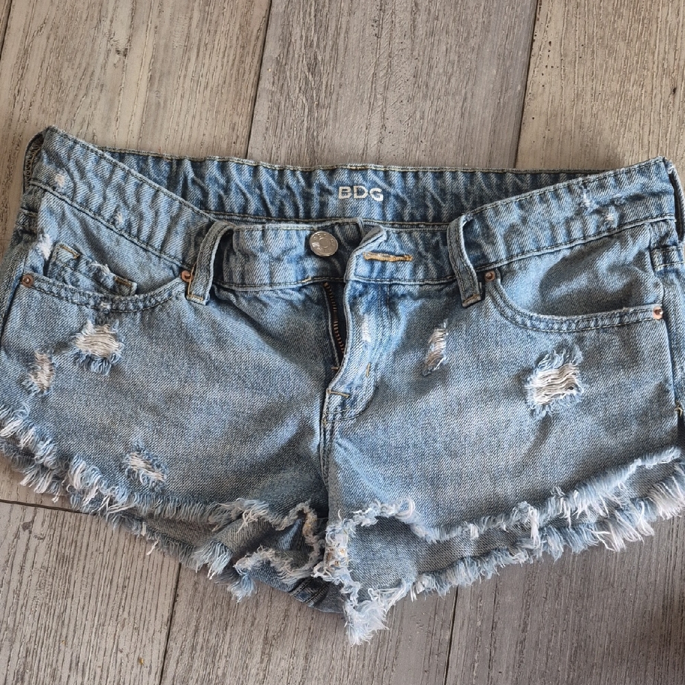 BDG Light Blue Distressed Jean Shorts 28 W